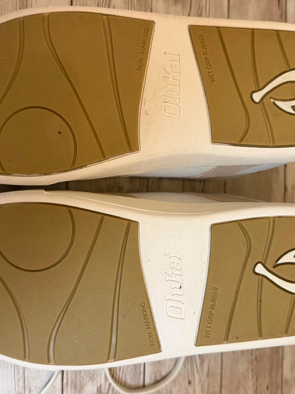 OluKai Beige and White Women's Lace-Up Sneakers
